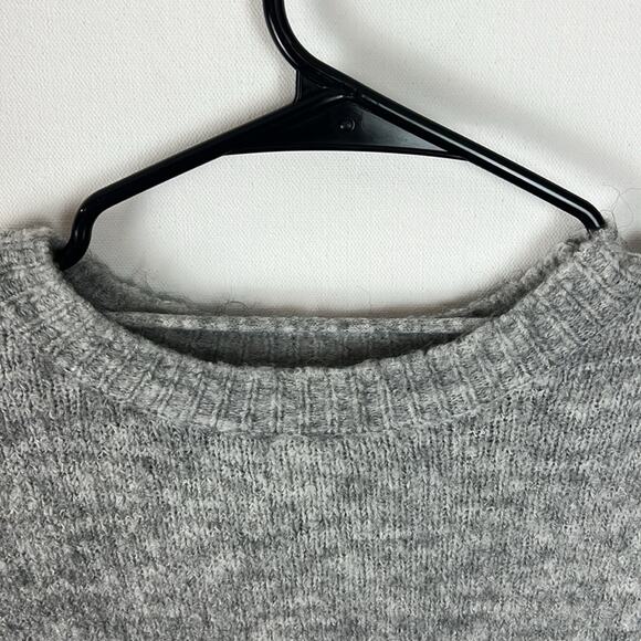 Vero Moda Sweater - Women's Small - Picture 5 of 6
